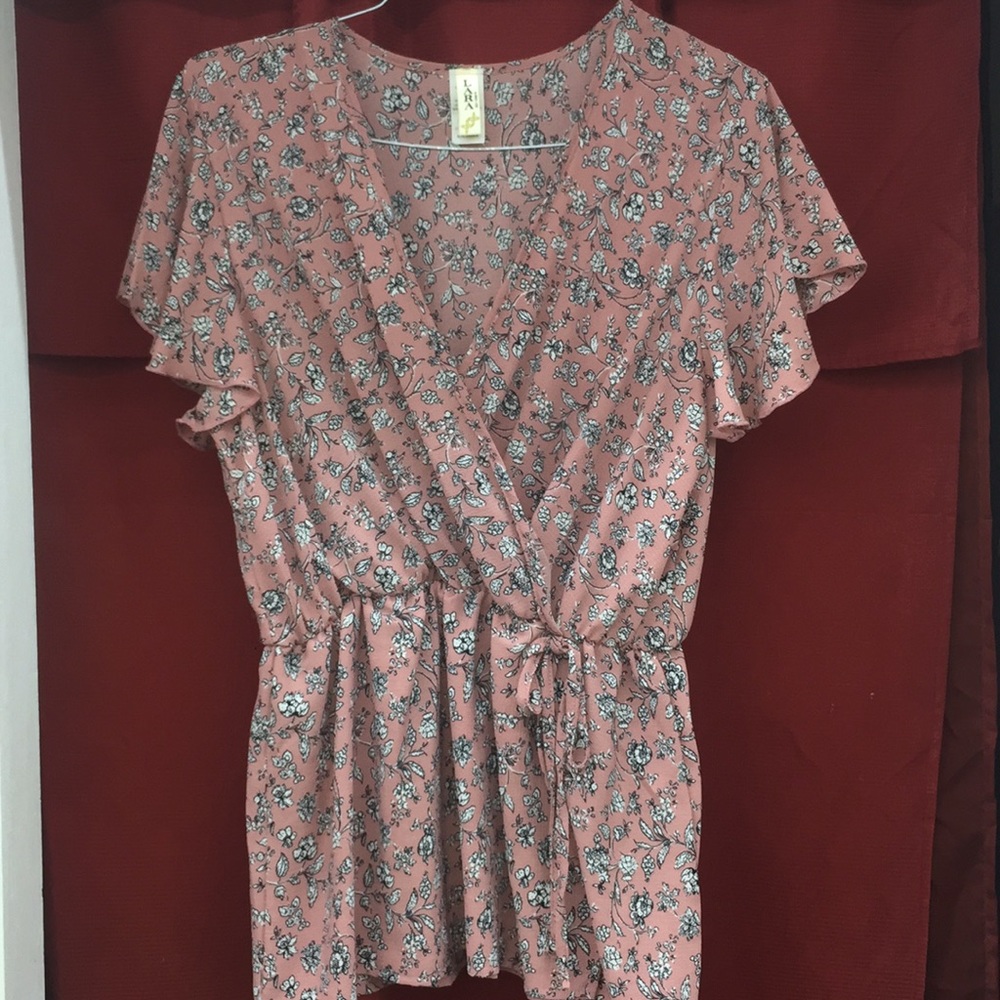 Blouse for ladies size XL